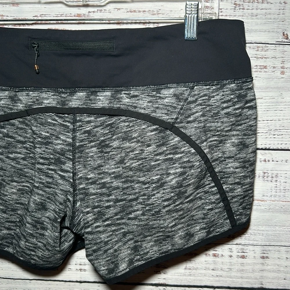 Lululemon Run Times Short *4-way Stretch Dramatic Static White Black Size 10